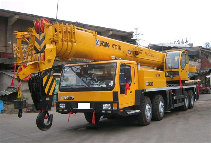 赵县吊车出租选择重点